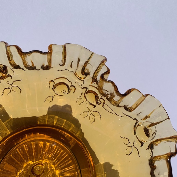VTG Fenton Amber Glass Ruffled/Thumbprint Edge 9"x3.5" Bowl Cabbage Rose Pattern - Picture 4 of 8